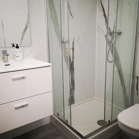 Апартаменты Perl Pool&beach Торевьиа