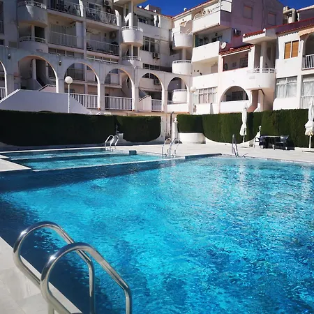 Perl Pool&beach *