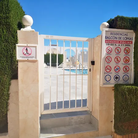 Perl Pool&beach Daire Torrevieja